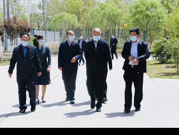 甘肃省政协副主席郭天康一行莅临甘肃普安康药业有限公司调研指导工作